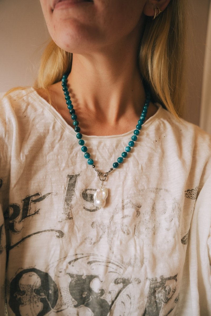 Apatite Round Gemstones Short NecklaceBeth ZinkNECKLACES