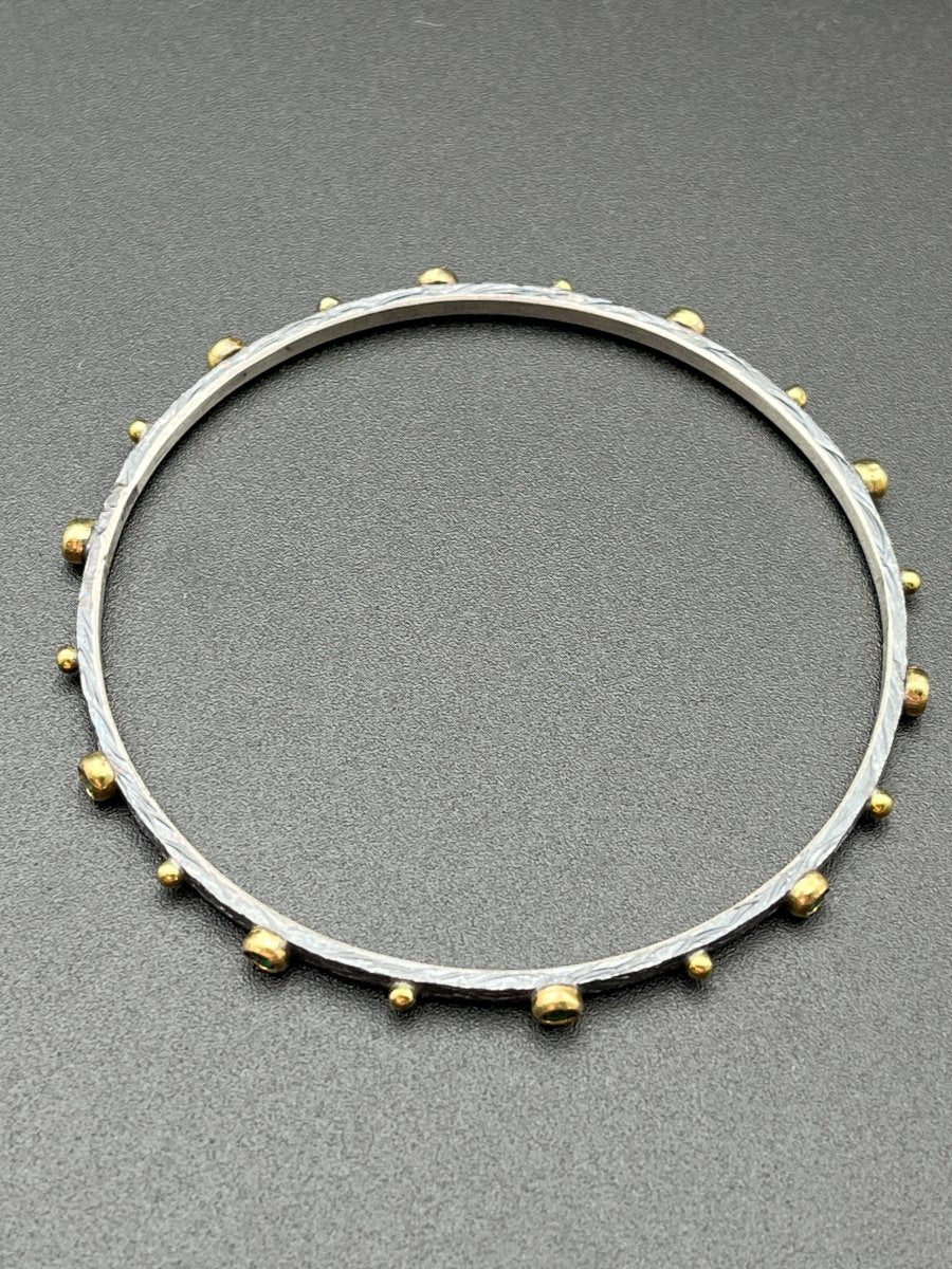 Bangle with Green CZ - 3” diameterBORABRACELET