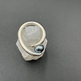 Black Pearl in Bright Silver RingBORARINGS