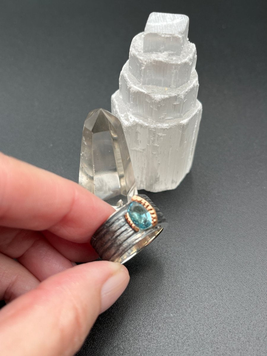Blue Topaz on Oxidized SilverBORARINGS