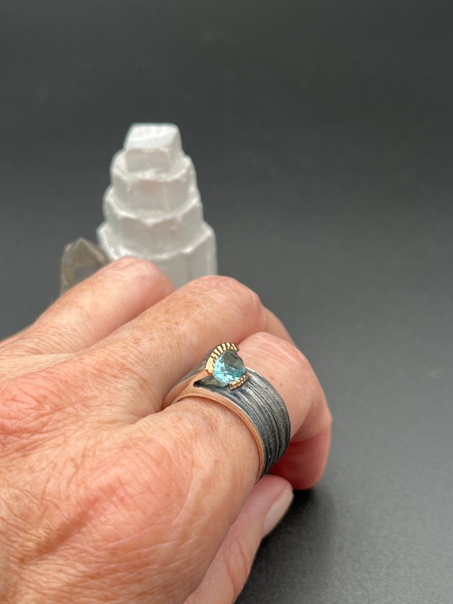 Blue Topaz on Oxidized SilverBORARINGS