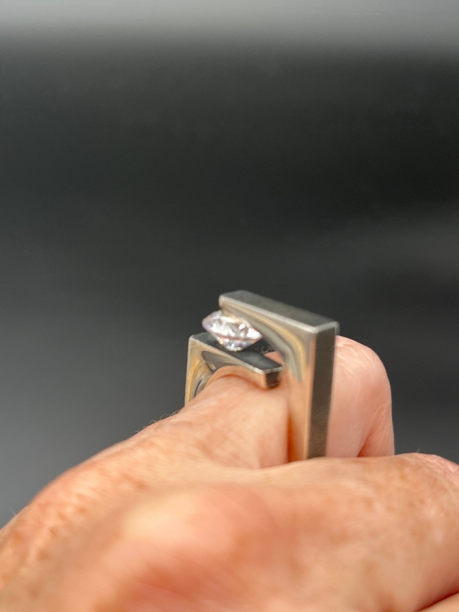 Cubic Zirconia in SilverBORARINGS