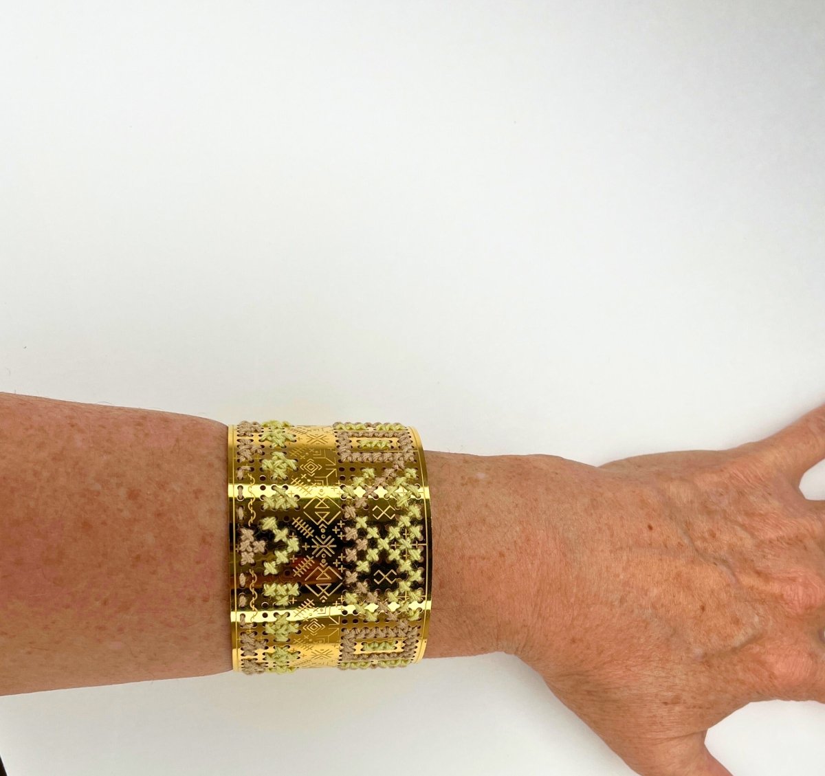Golden Mosaic Cuff Bracelet – Handcrafted in ItalyL'EightBRACELET