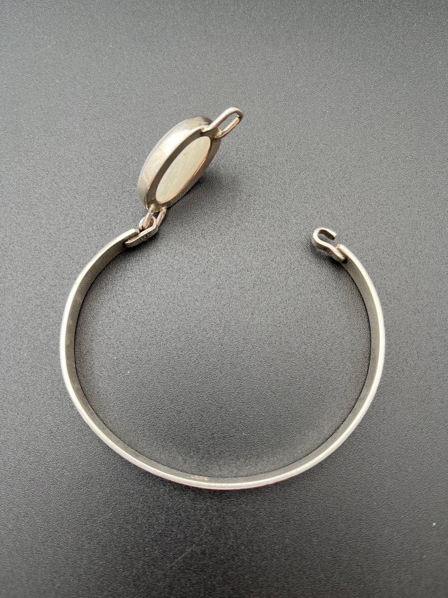 Moonstone and Textured Oxidized Silver BraceletBORABRACELET