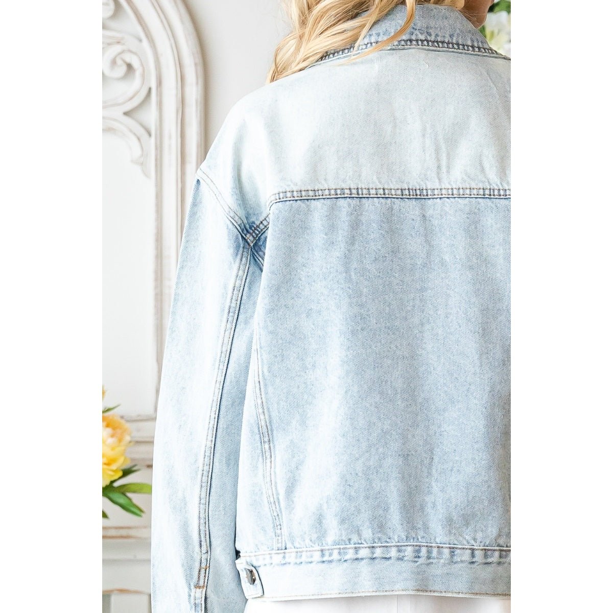 Classic Trucker Denim JacketVeveretJean Jacket