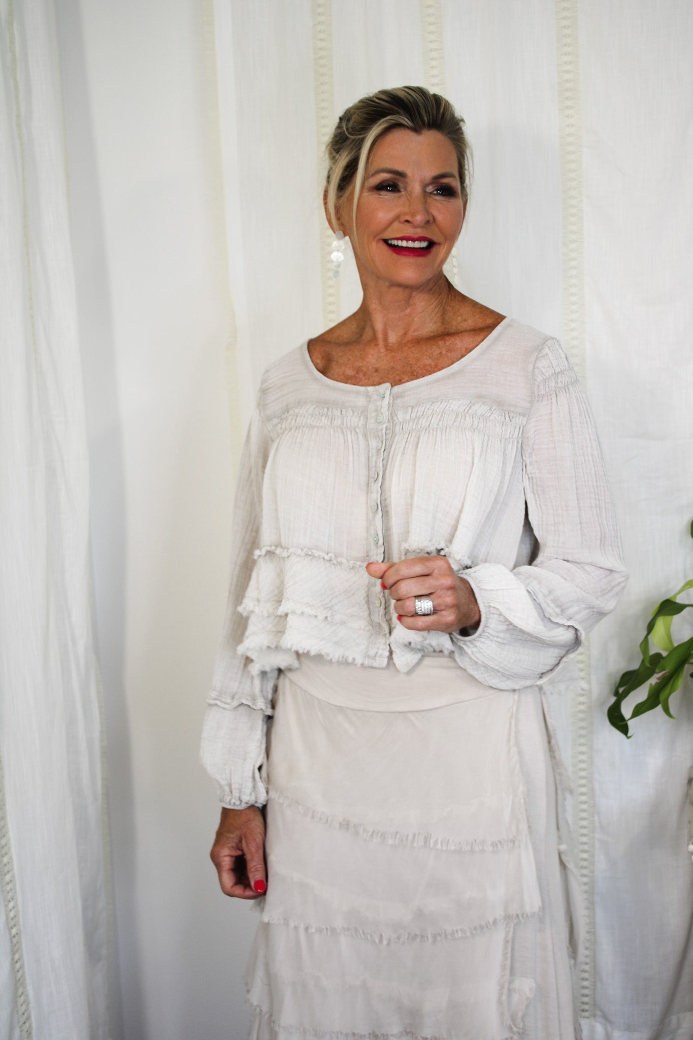 Dakota Top- TaupeScandal ItalyShirts & Tops