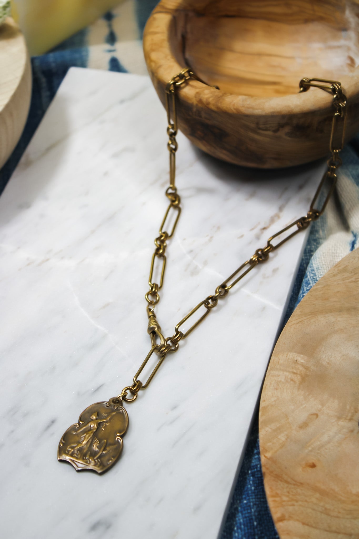 Fetes de Genval NecklacePerle du BoisNecklaces