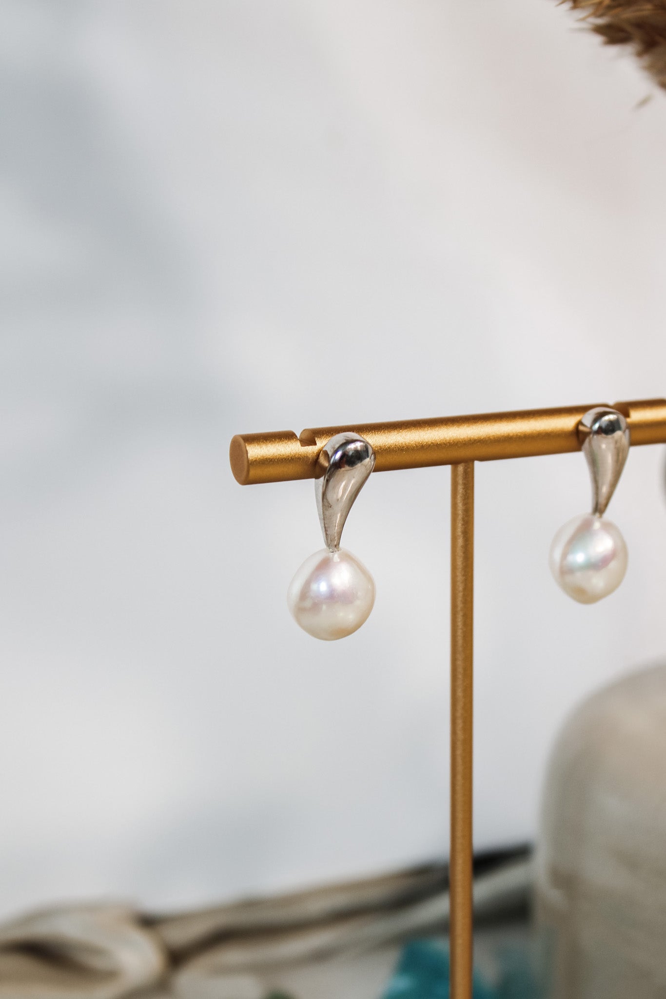 Freshwater Pearl PostsJinjaEarrings
