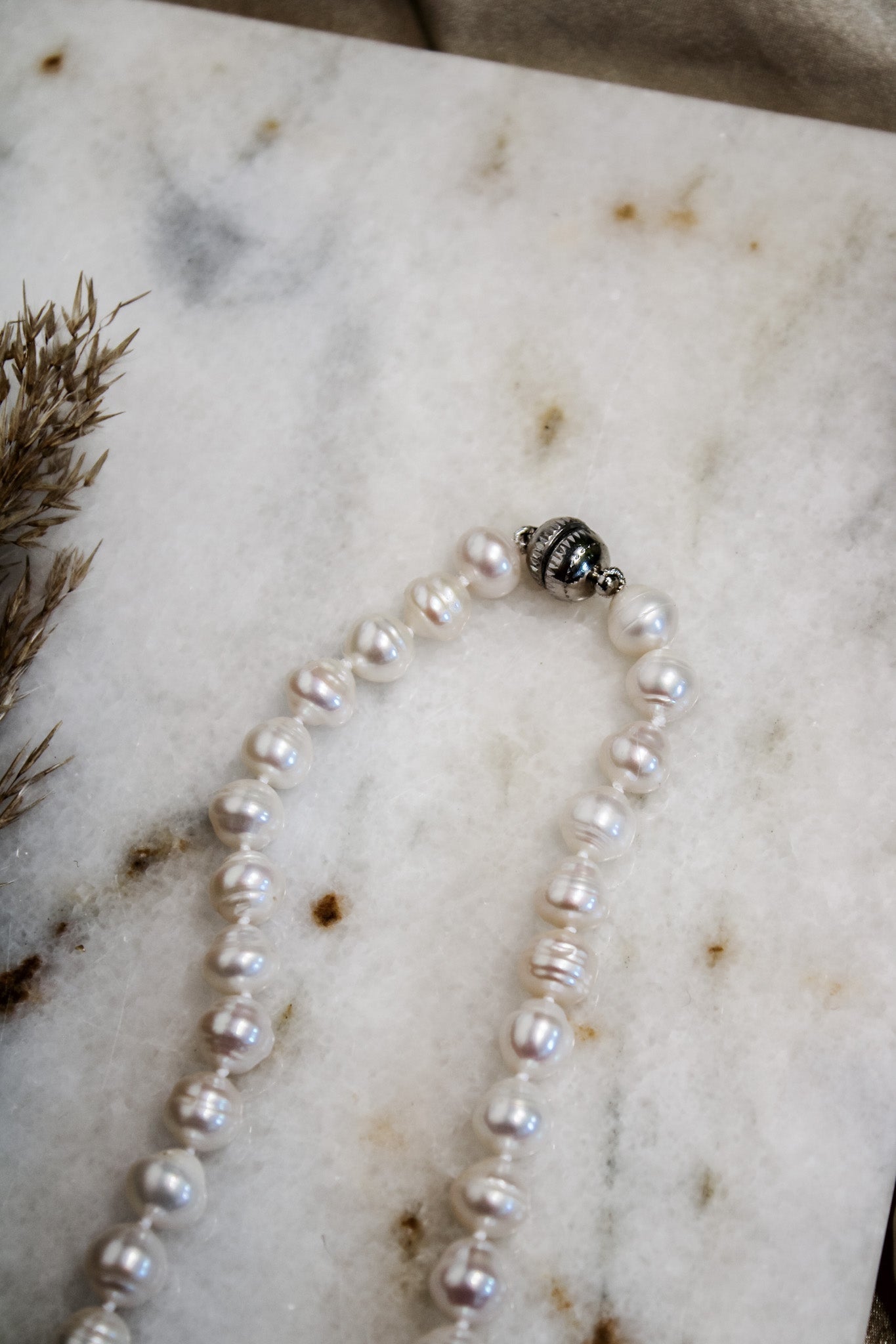 Freshwater Pearls Magnet Necklace- (2 styles)JinjaNecklaces