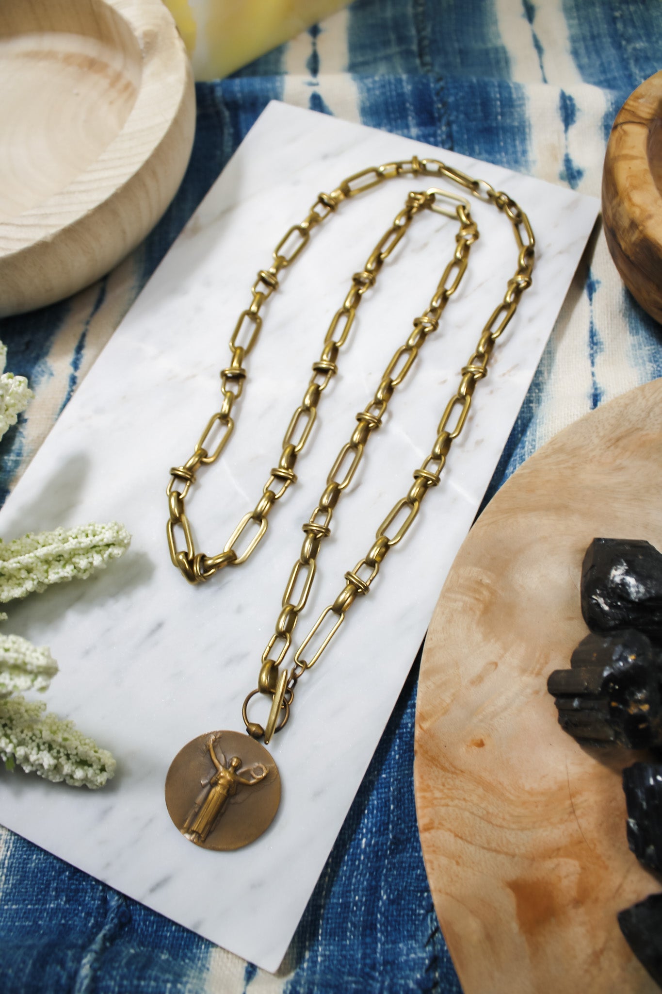 Lady Victory NecklacePerle du BoisNecklaces