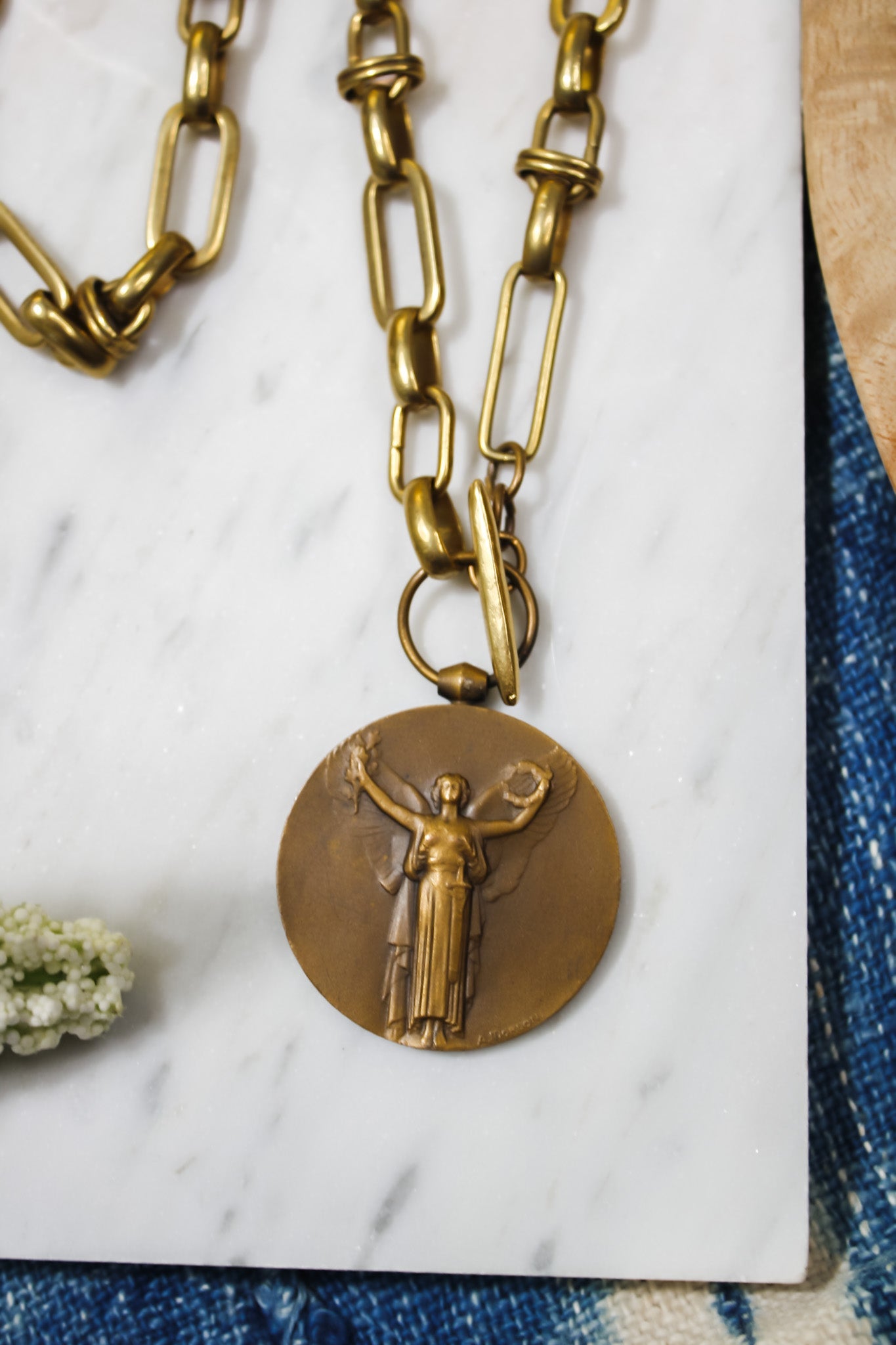 Lady Victory NecklacePerle du BoisNecklaces