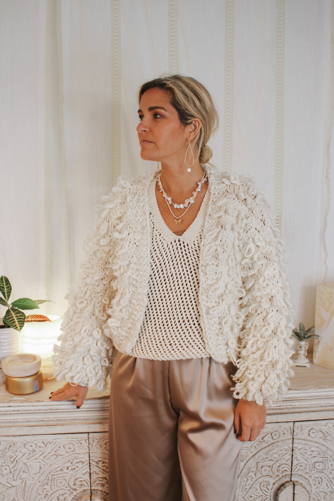 Lattice Top- MilkKINUAShirts & Tops
