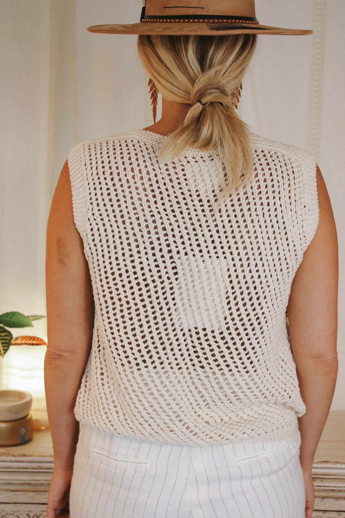 Lattice Top- MilkKINUAShirts & Tops