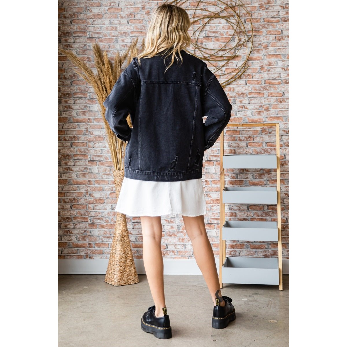 Oversize Trucker Denim Jacket - Black WashVeveretJean Jacket