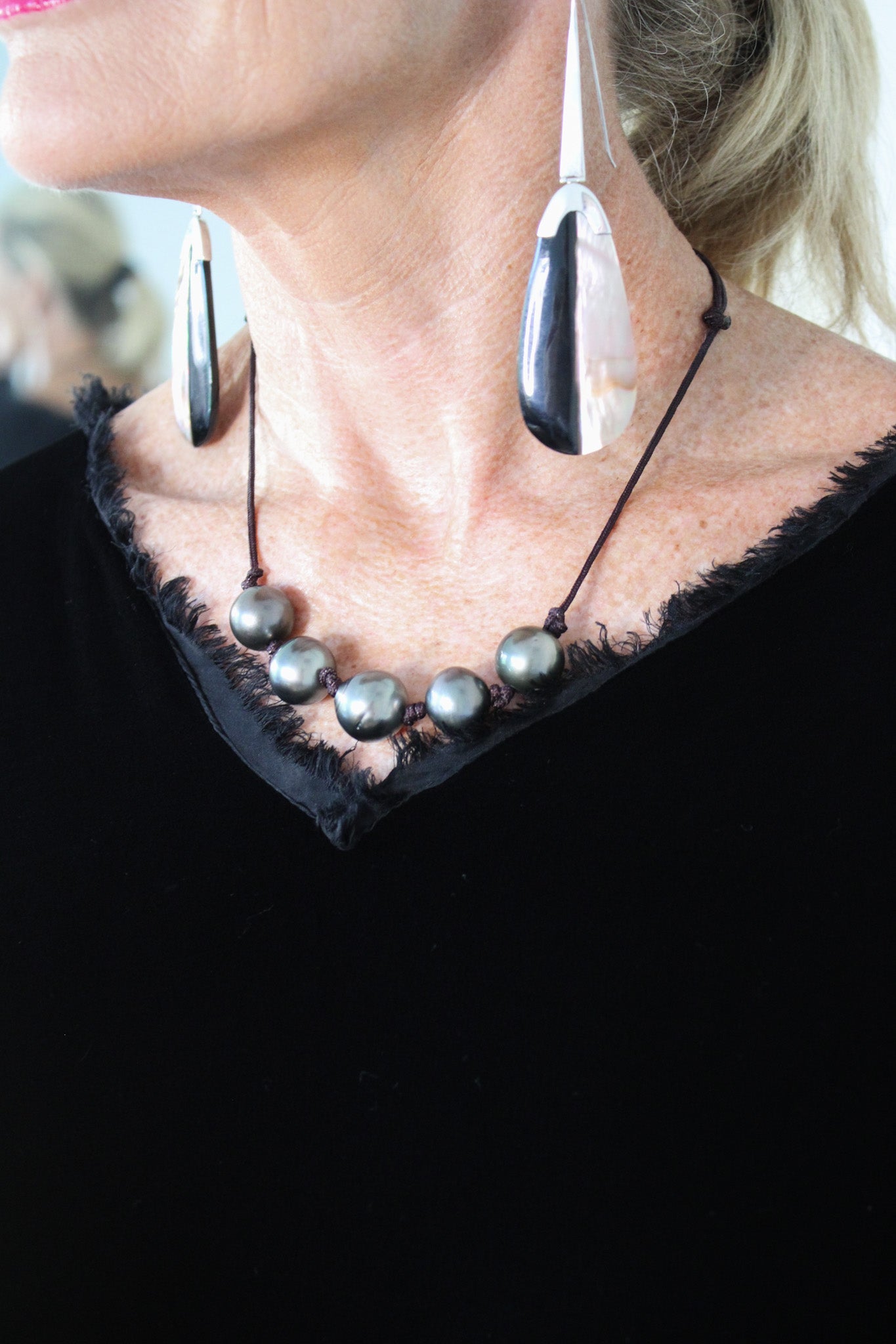 Tahitian Pearl Necklace No. 1JagaNecklaces