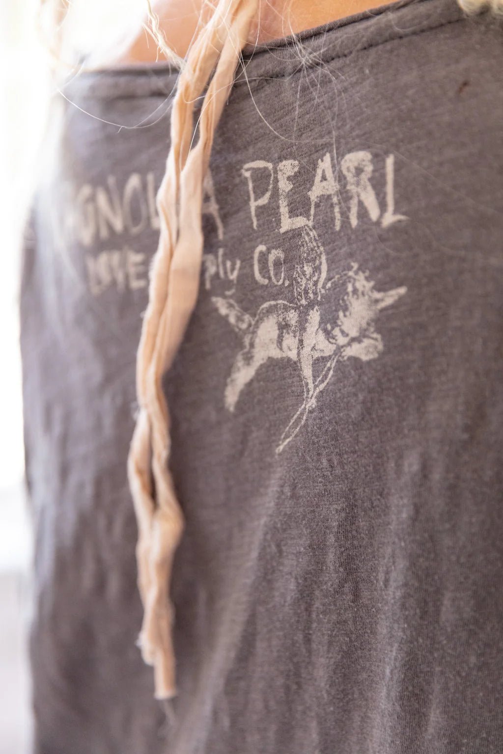 Top 1462- OzzyMagnolia PearlShirt