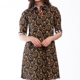 Chatham Black and Gold Swirl Print