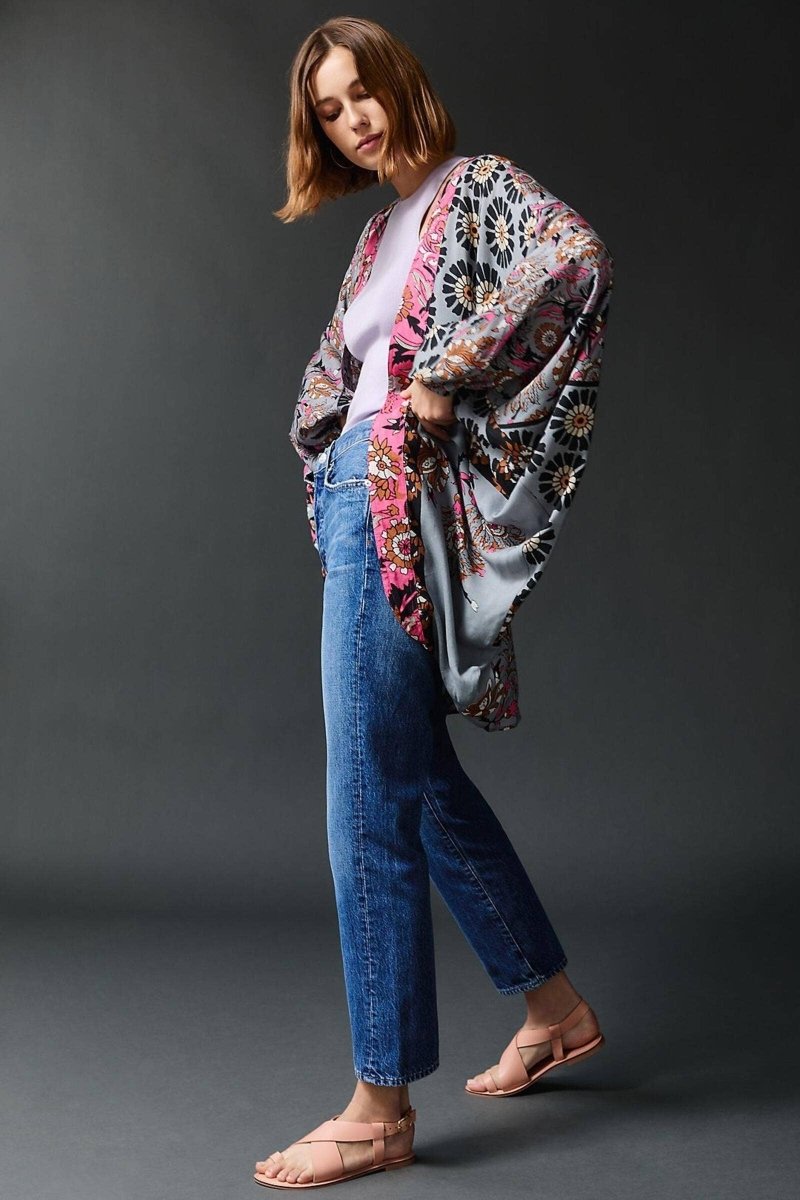 Abstract Floral Kimono Short: PinkSAACHIKimono