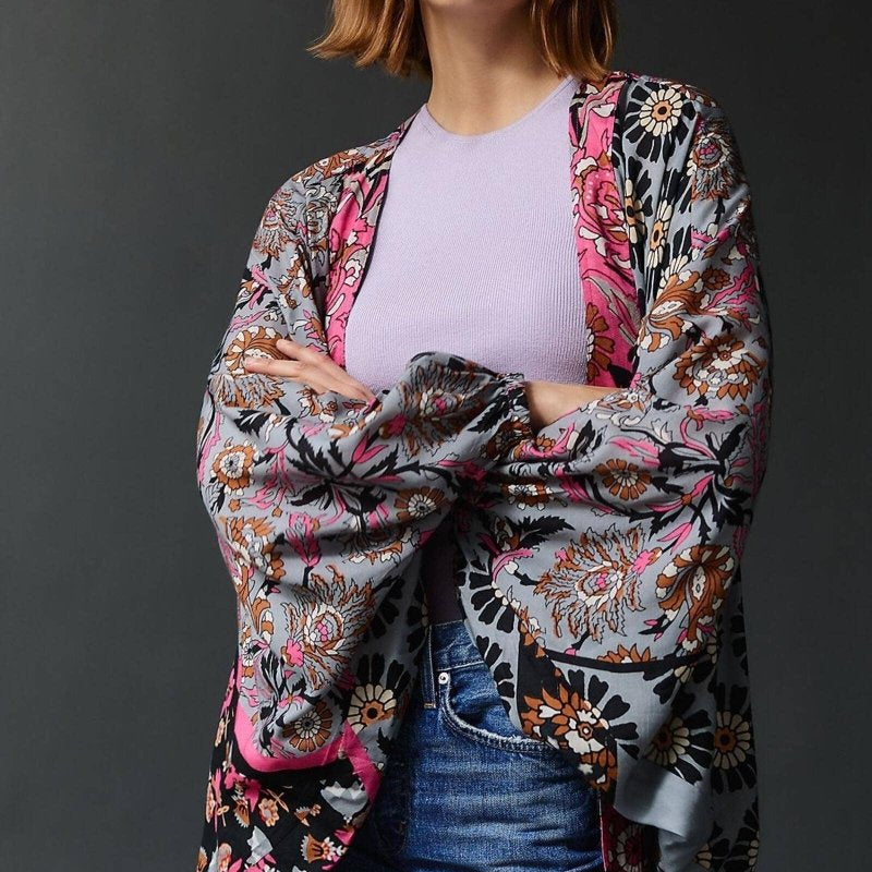 Abstract Floral Kimono Short: PinkSAACHIKimono