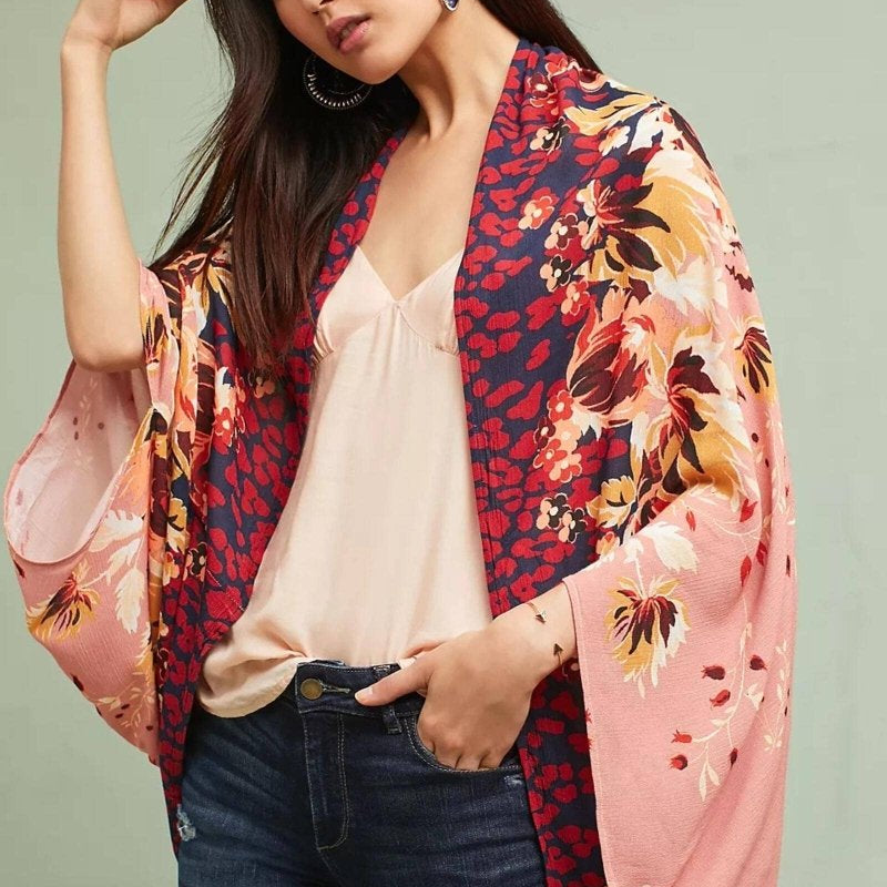 Abstract Floral Kimono Short: PinkComboSAACHIKimono