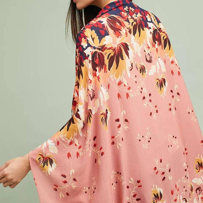 Abstract Floral Kimono Short: PinkComboSAACHIKimono
