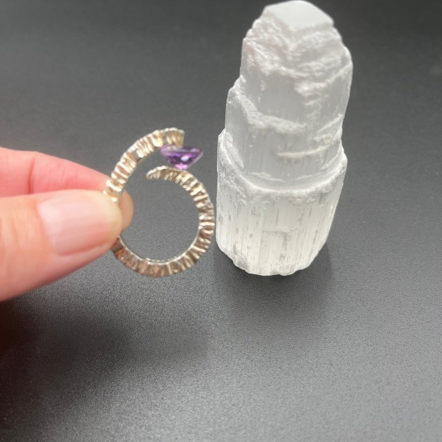 Amethyst in Textured SilverBORARINGS