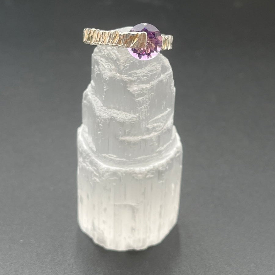 Amethyst in Textured SilverBORARINGS
