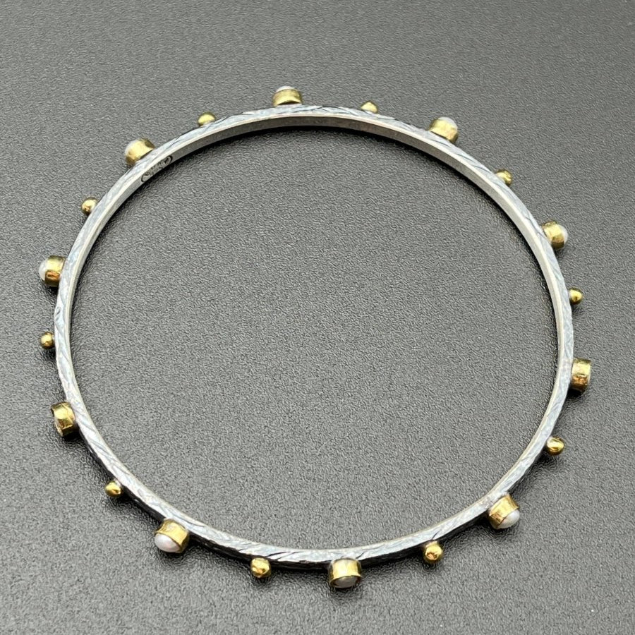 Bangle with Pearl - 3” diameterBORABRACELET
