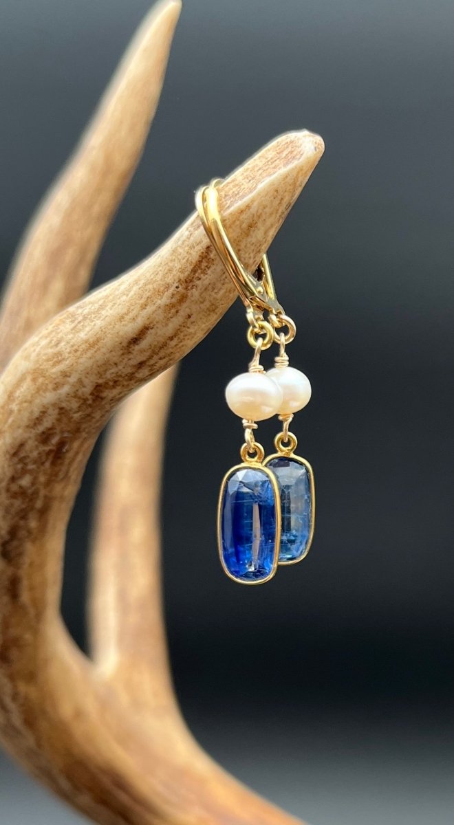 Blue Kyanite & Freshwater Pearl EarringsBeth ZinkEARRINGS
