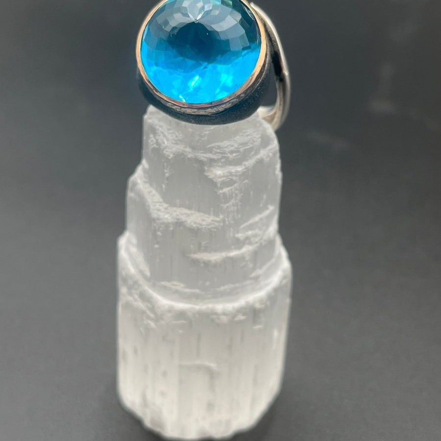 Bright Blue Quartz RingBORARINGS