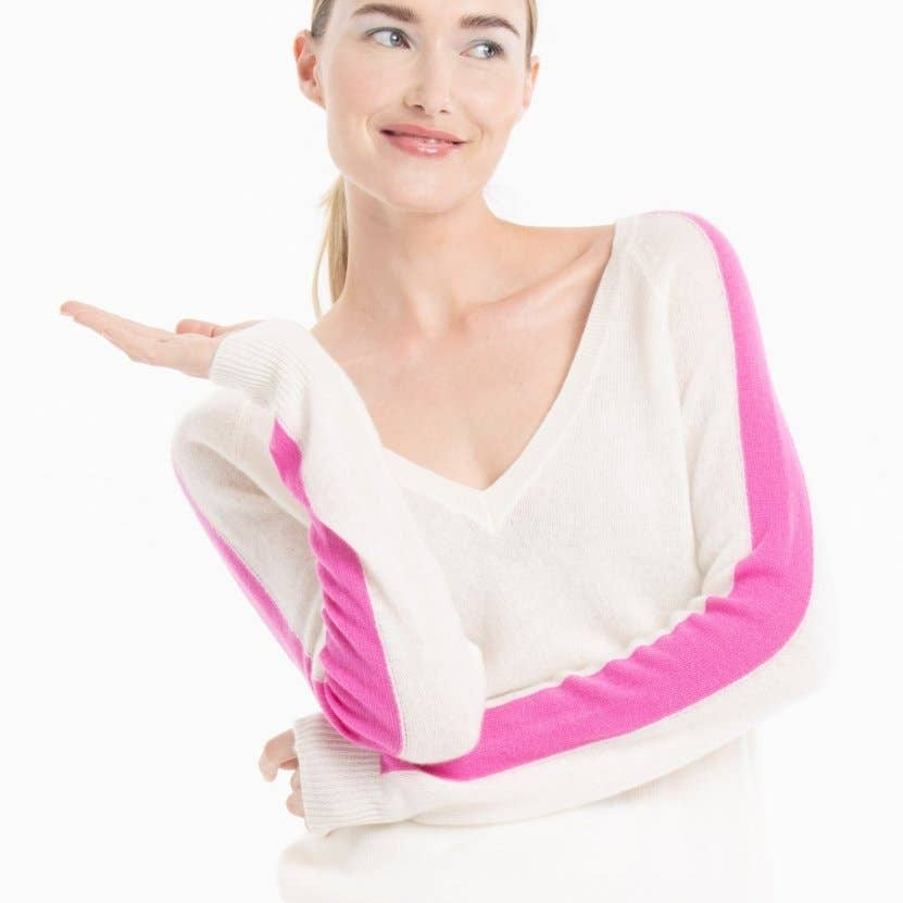 Cashmere V - Neck Sweater – Off - White with Barbie Pink StripeSTUDIO CASHMERE8SWEATER