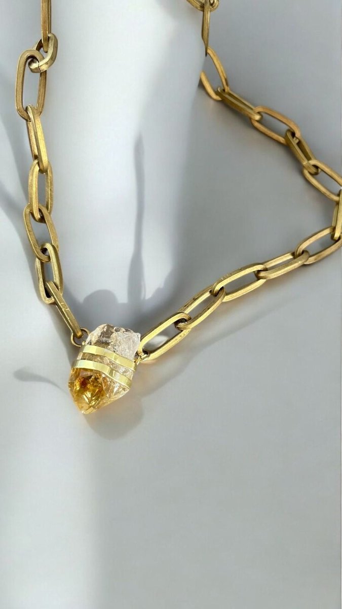 Citrine in BronzeMolaNECKLACES