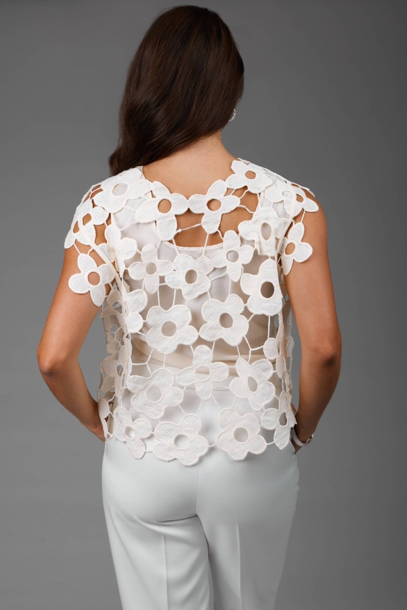 Floral Cutout Vest: BeigeSAACHITOPS
