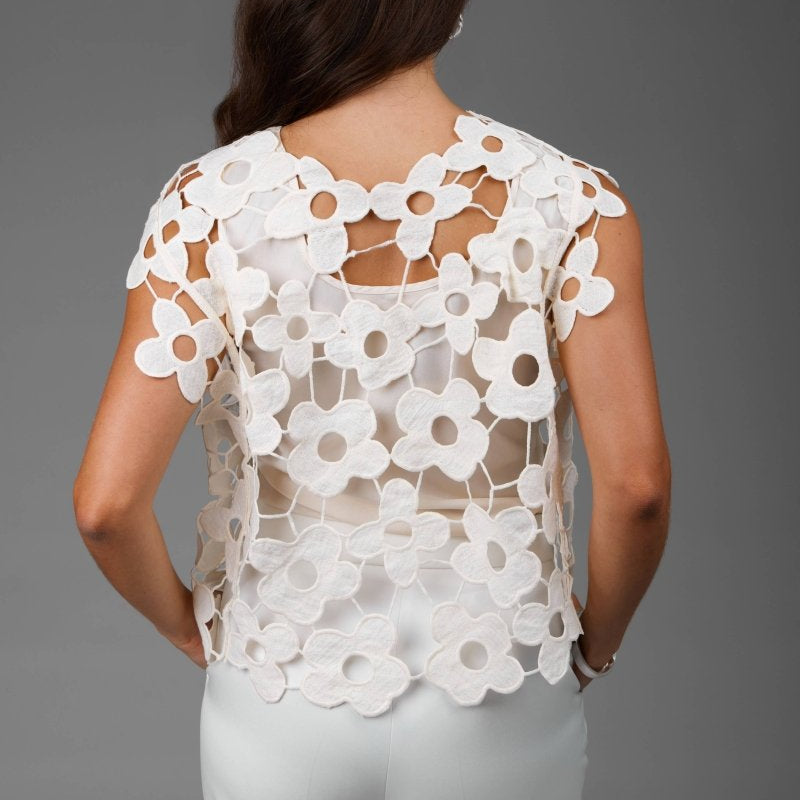 Floral Cutout Vest: BeigeSAACHITOPS