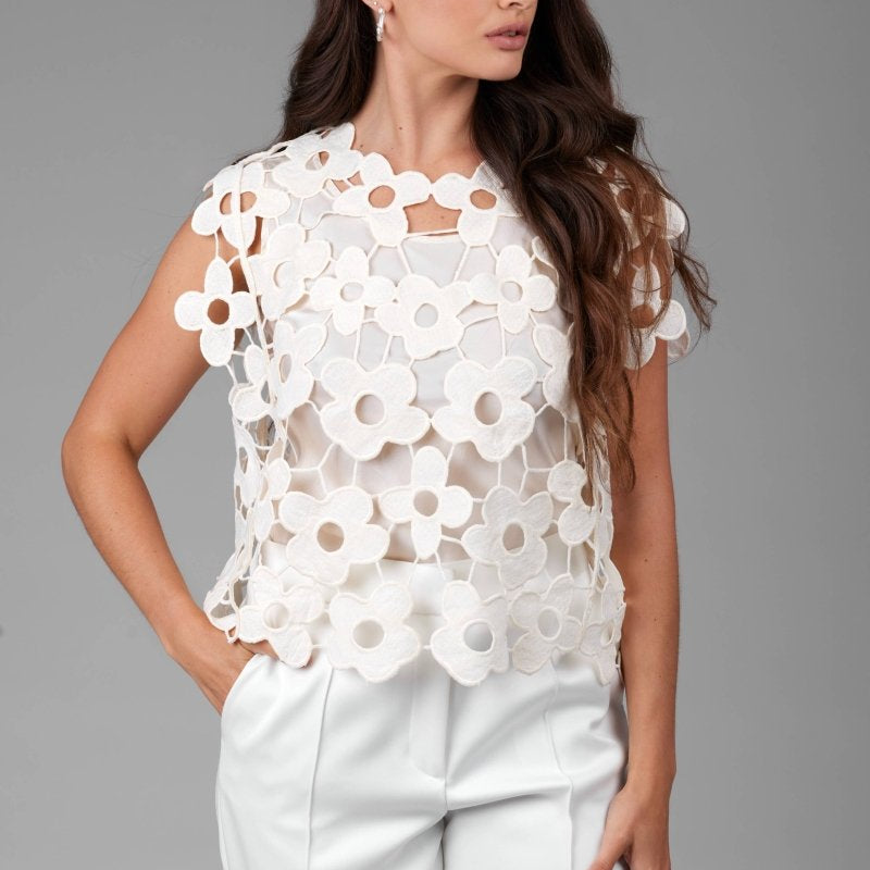 Floral Cutout Vest: BeigeSAACHITOPS