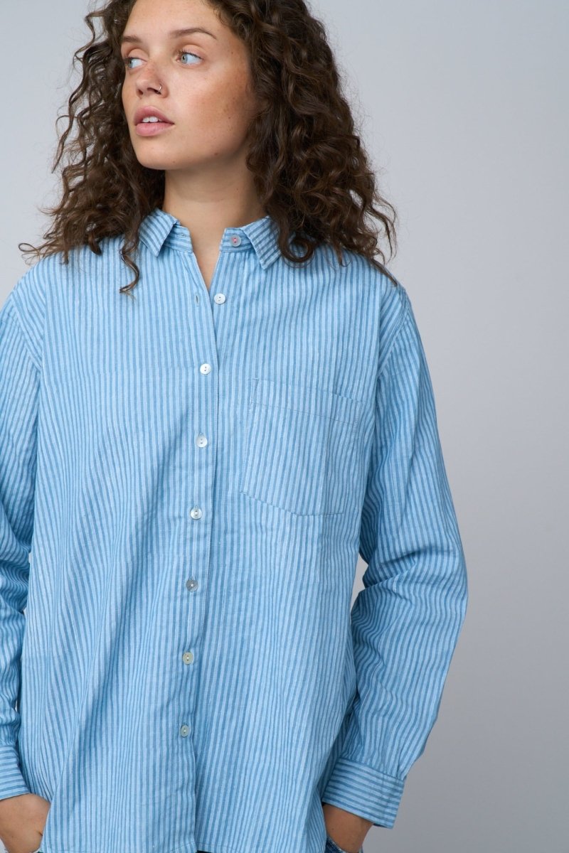 Good Boyfriend Shirt - Menswear Stripe Chambray & WhiteAnd For GoodShirts & Tops