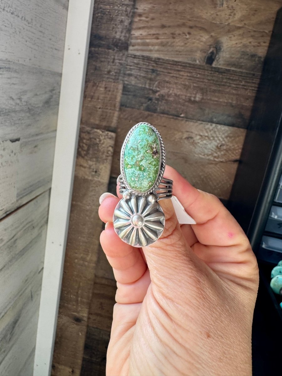 Green Turquoise Concho Ring – Size 9 – Navajo Handmade by Boyd AshleyThe Bijoux FAB Jewelryring