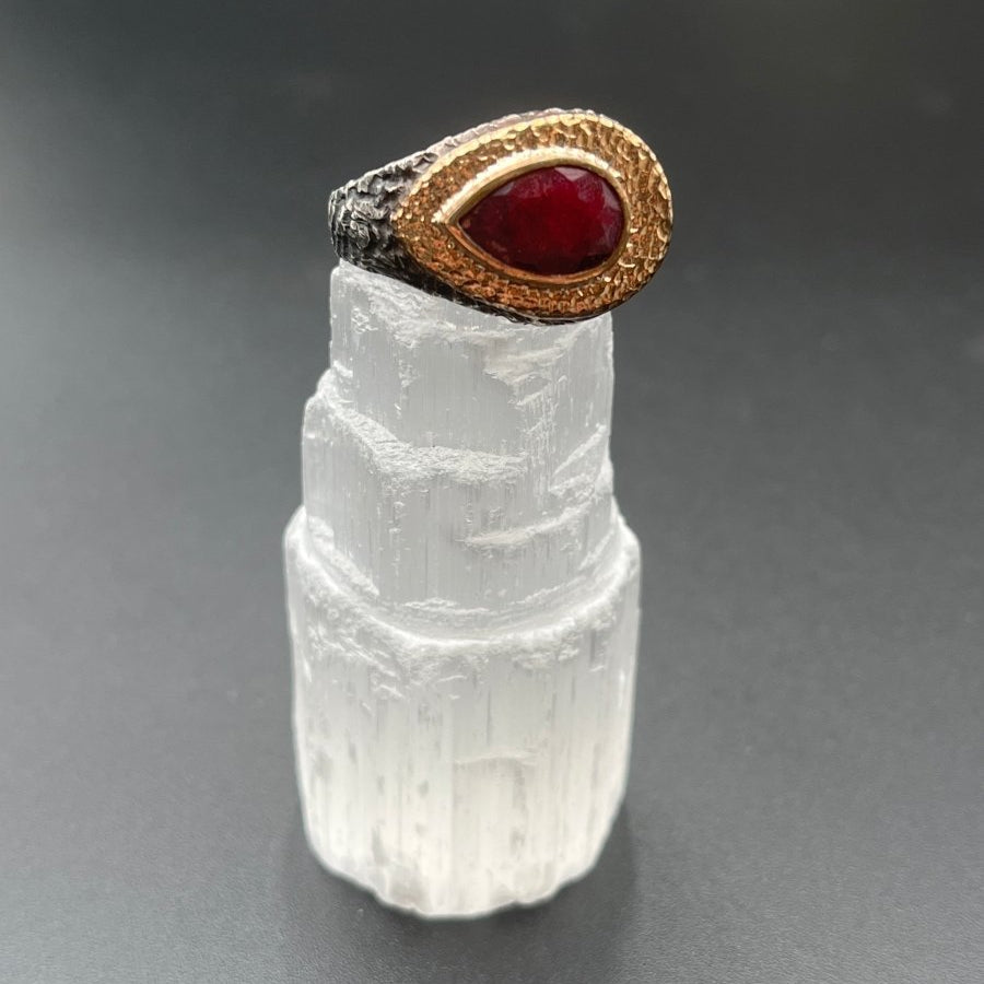 Indian Ruby RingBORARINGS