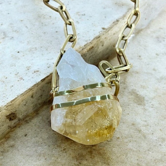 Large Citrine in BronzeMolaNECKLACES