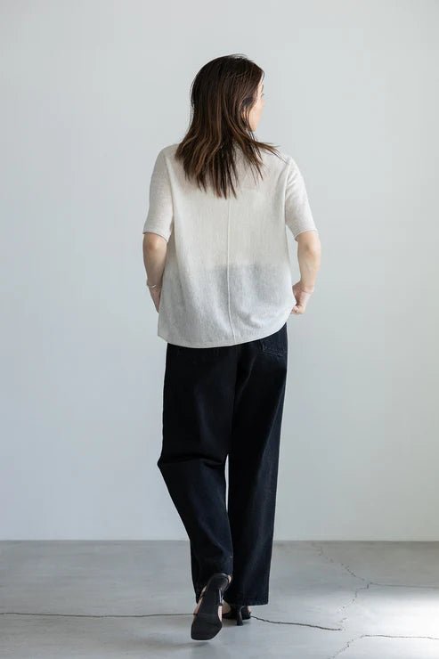 Lightweight Cashmere Tee – Short Sleeve EleganceCT PlageSWEATER