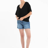 Oversized V - neck sweater in ultrafine cashmere - BlackSTUDIO CASHMERE8SWEATER