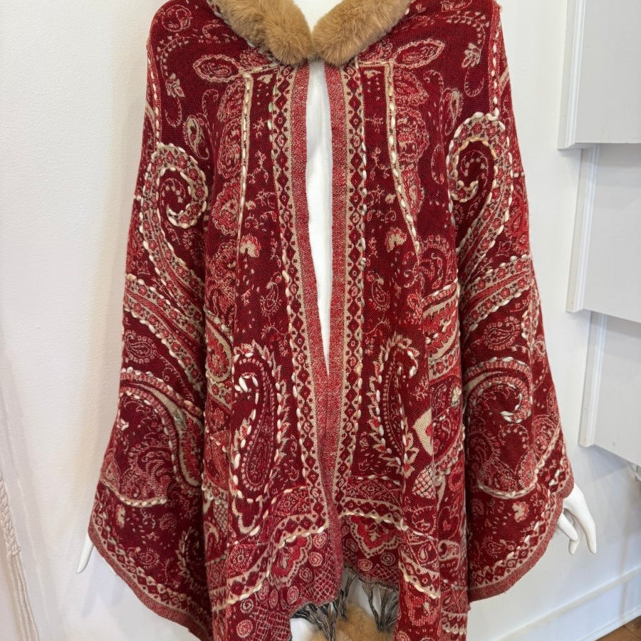 Pom Pom Poncho 11ZiabirdTOPS