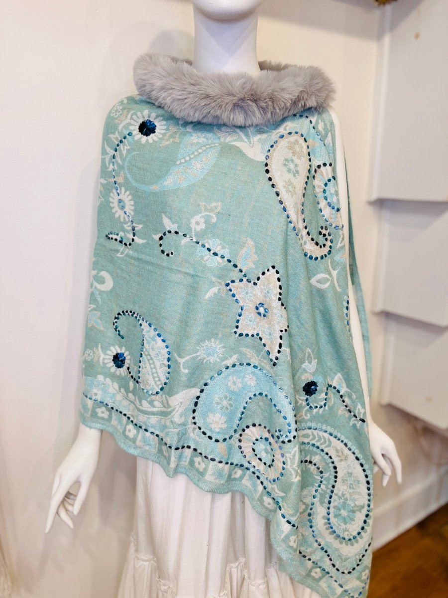 Pom Pom Poncho 1ZiabirdTOPS