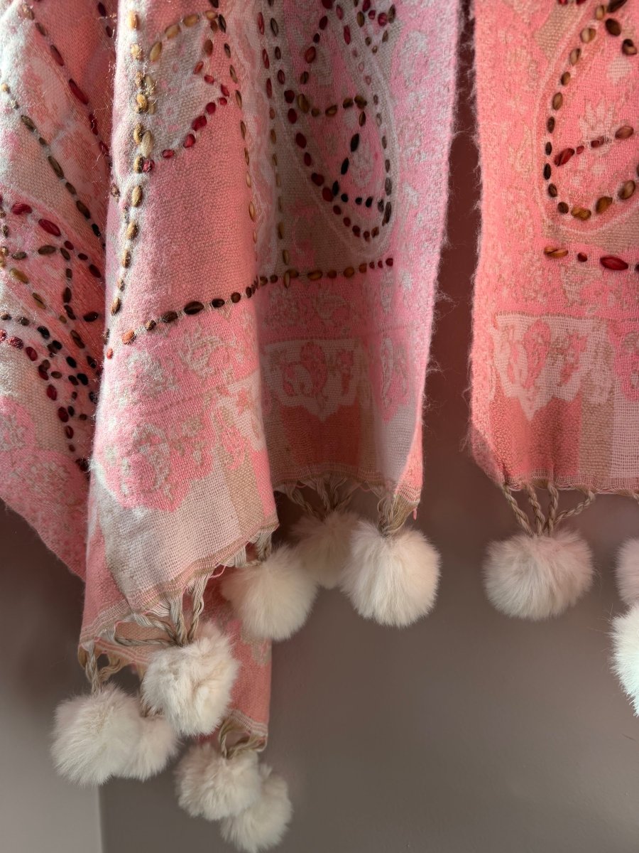 Pom Pom Poncho (1)ZiabirdTOPS