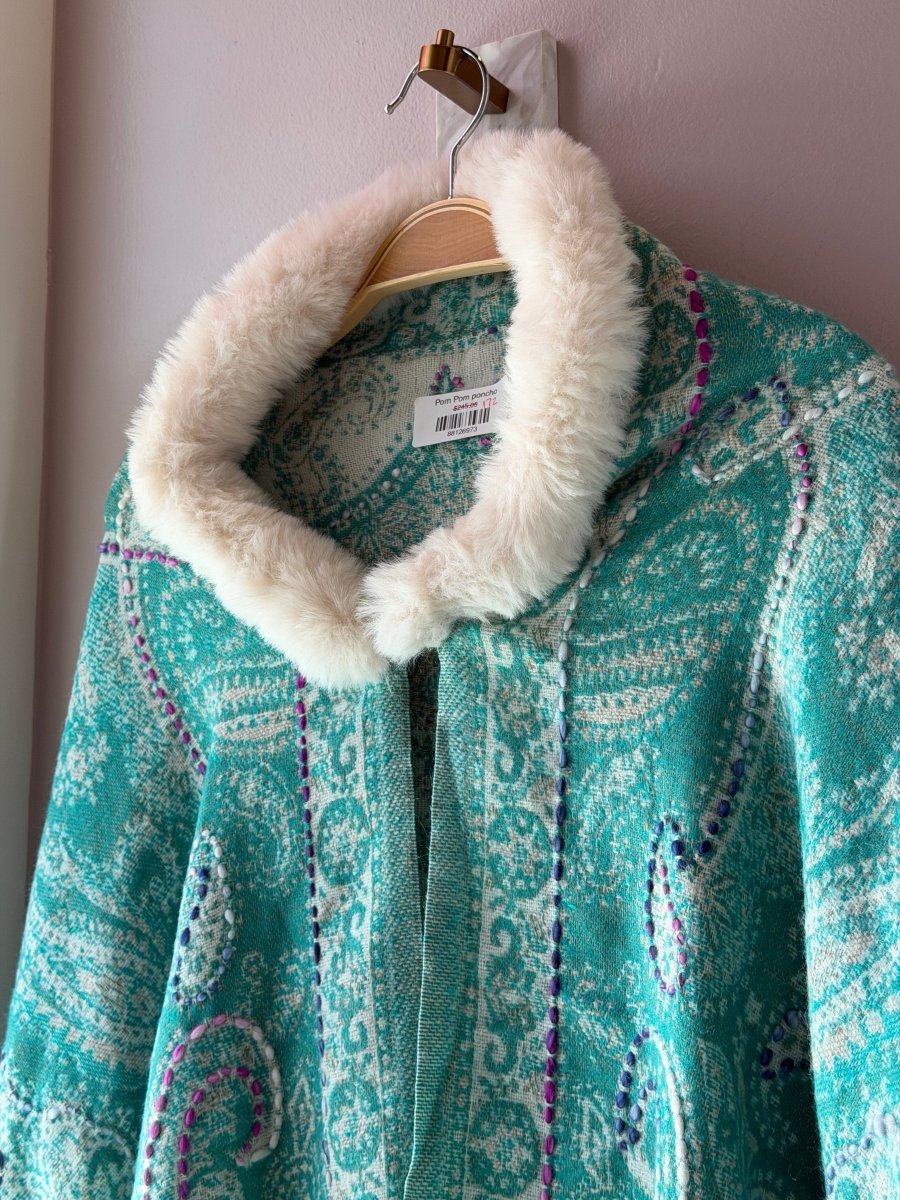 Pom Pom Poncho (2)ZiabirdTOPS