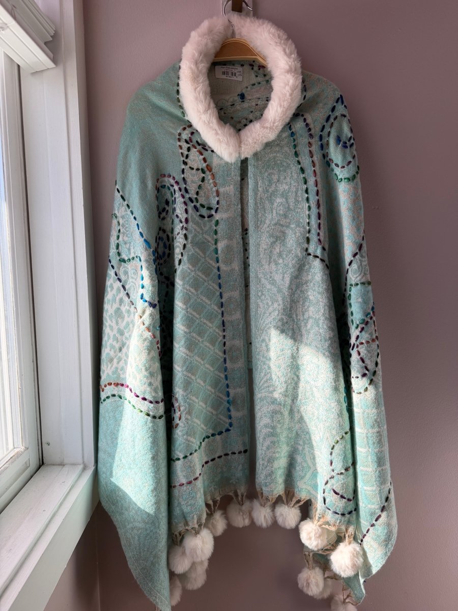 Pom Pom Poncho (3)ZiabirdTOPS