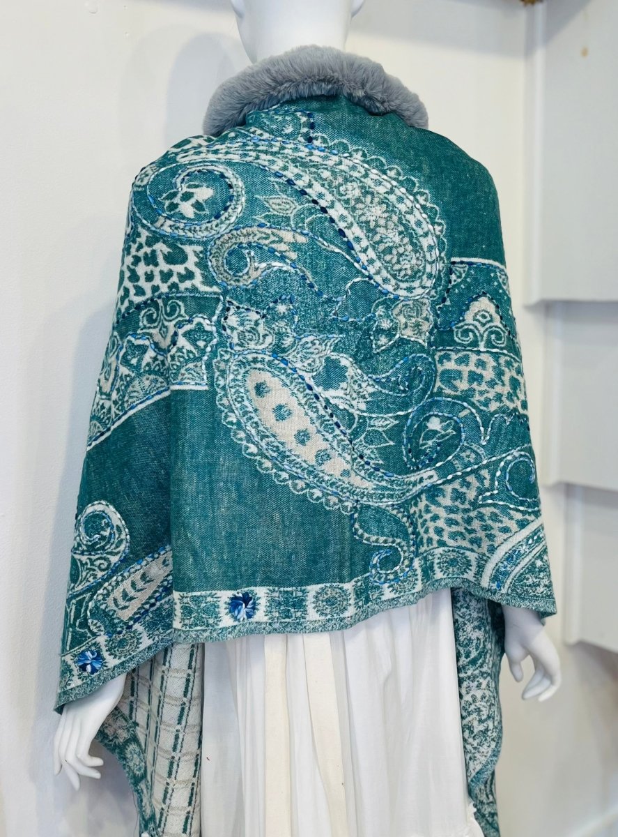 Pom Pom Poncho 5ZiabirdTOPS