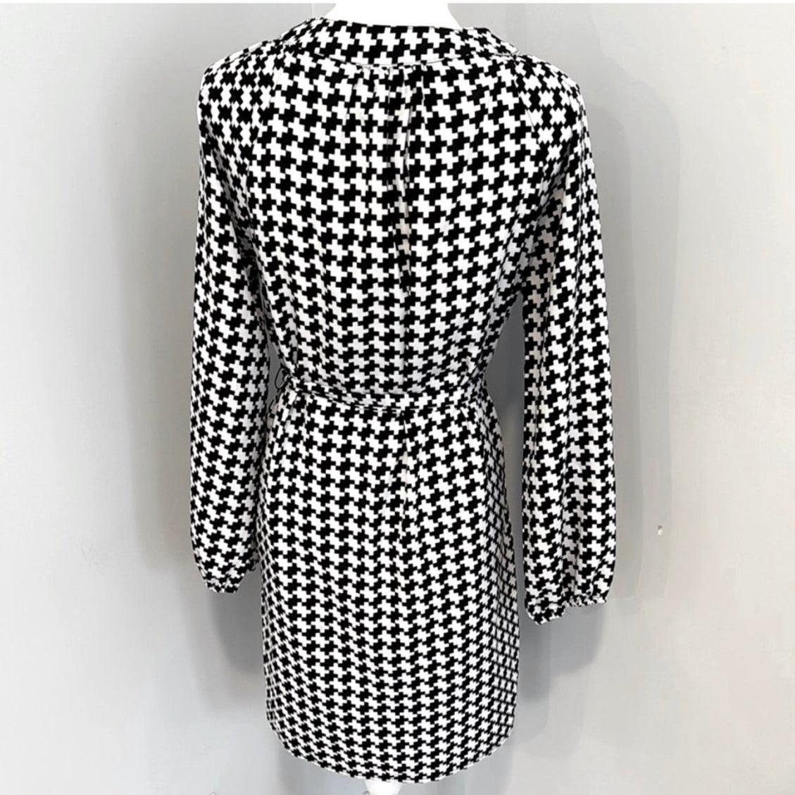 Redeux: Black and White Geometric Shirt DressRedeuxDRESS