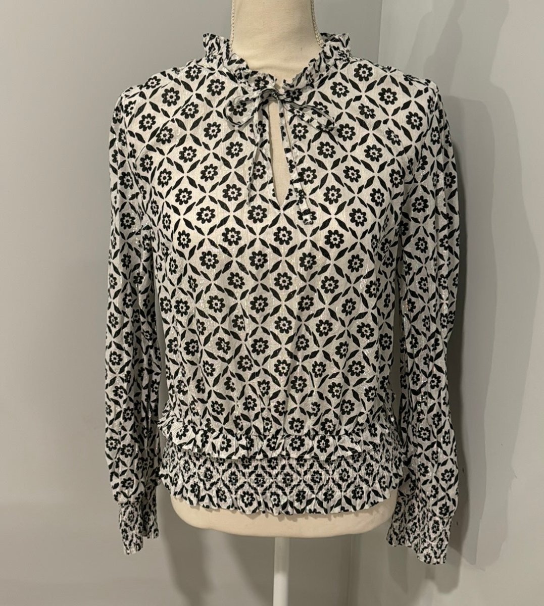 Redeux: Black and White Top with MetallicRedeuxblouse