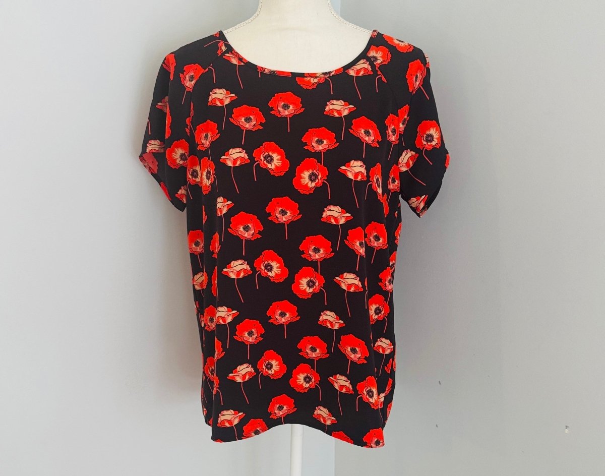 Redeux: Black Top with RosesRedeuxblouse